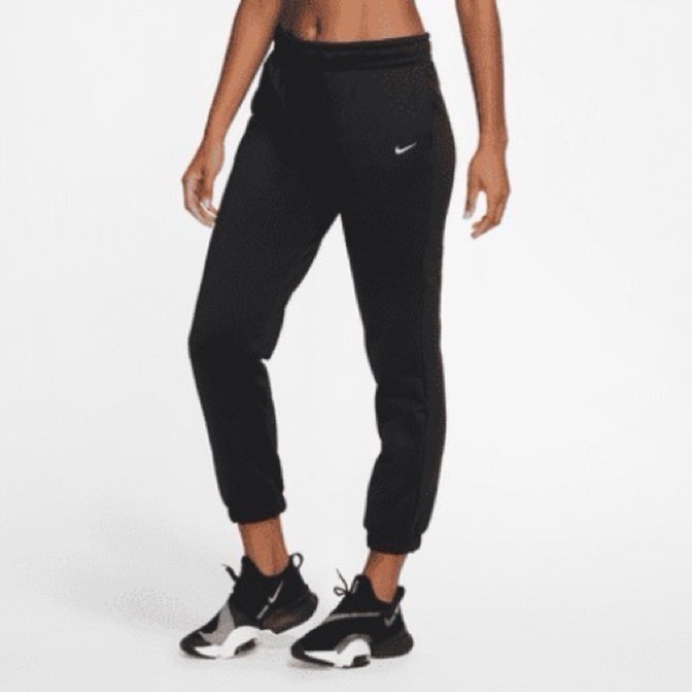 Nike Women's Therma-FIT Black Pants